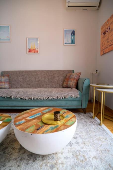 Bluexenia 1 Bedroom Retro Luxury أثينا المظهر الخارجي الصورة